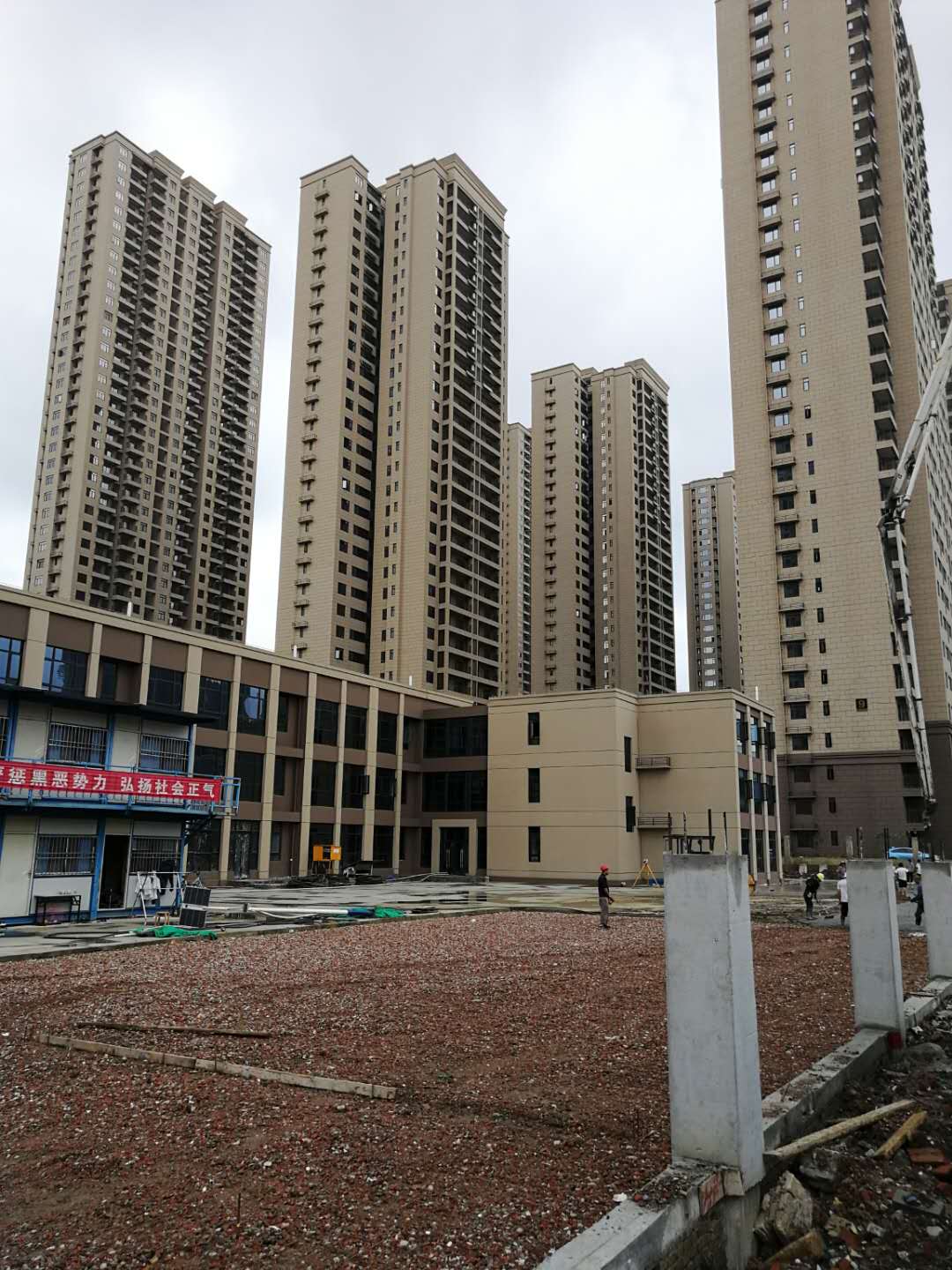 长丰村还建楼2.jpg